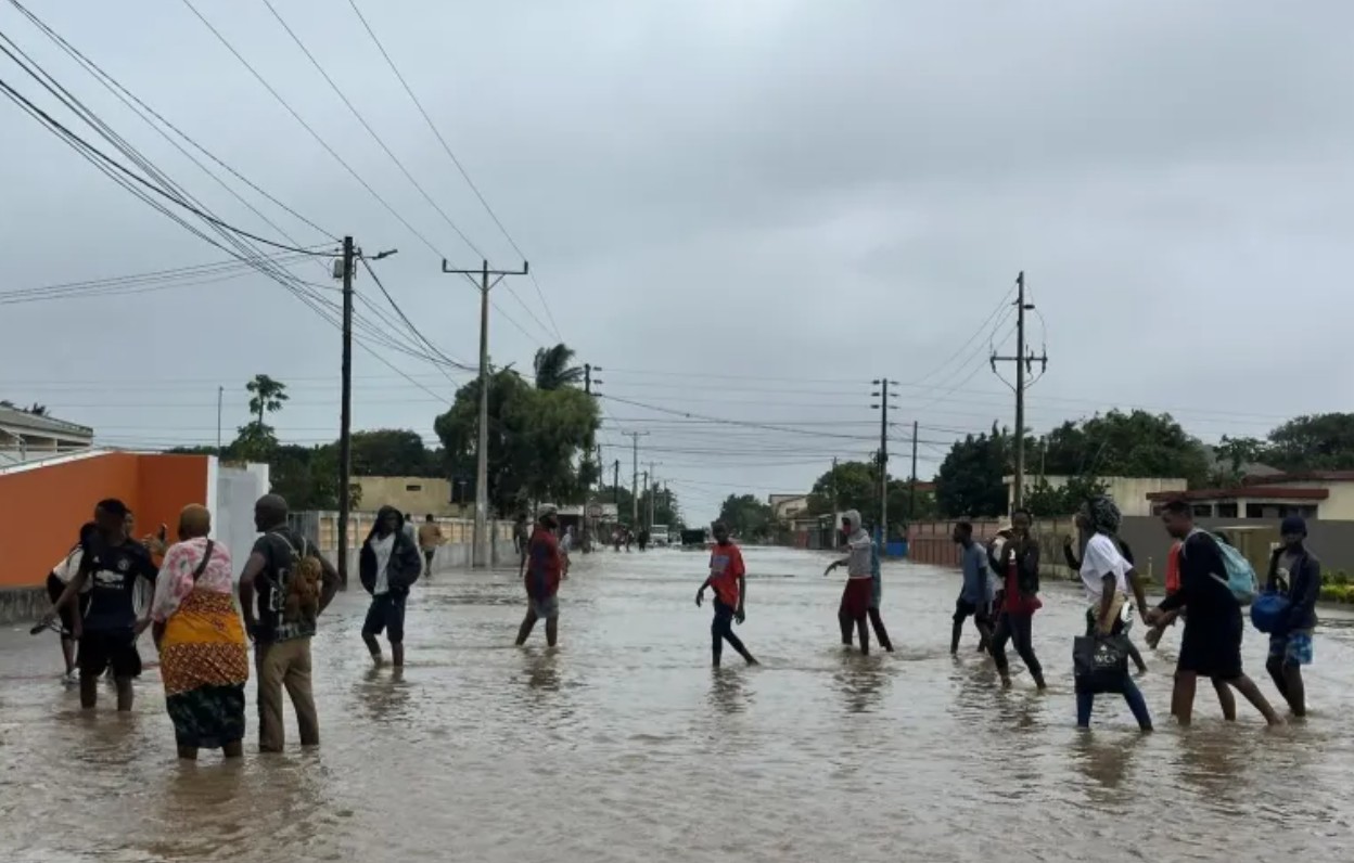 Severe Flooding Displaces Thousands as Mozambique Faces Major Flood Crisis